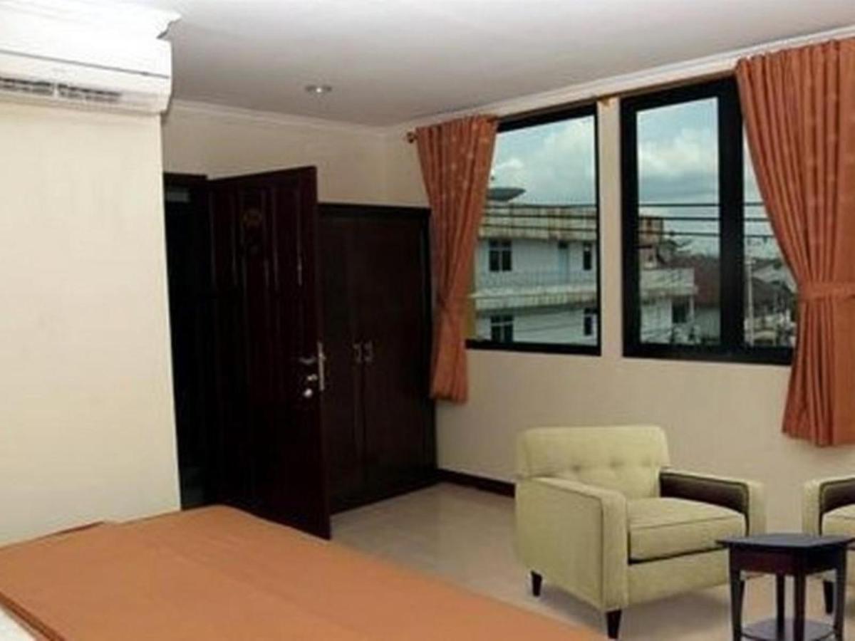 Hotel Aroma Inn Pontianak Exteriér fotografie
